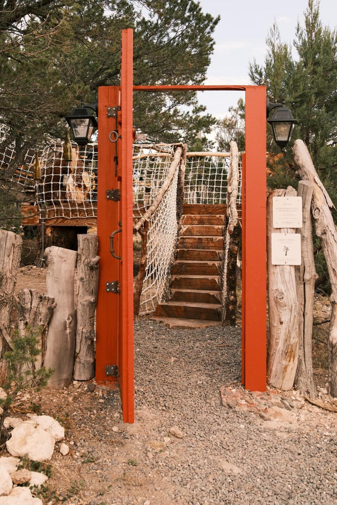 Вилла Crows Nest Treehouse At El Mstico Ranch Nogal Экстерьер фото